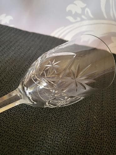 Case kristal za vino iz 70ih. Case za vino,kristalne sa na lalafo.rs — 8 Case kristal za vino iz 70ih. Case za vino,kristalne sa — 8