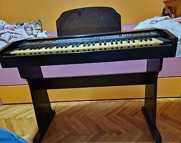 Guitars: Električni klavir. 6000 din at lalafo.rs — 2 Guitars: Električni klavir. 6000 din — 2