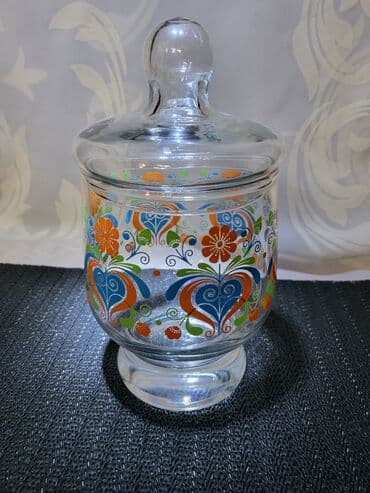 Bombonijera nova staklena iz 70ih.god. Staklena bombonijera,sve na na lalafo.rs Bombonijera nova staklena iz 70ih.god. Staklena bombonijera,sve na