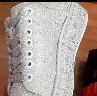 Patike nove
Br 38
Prepune cirkona
Kožne
Model Alexander MC QVIN na lalafo.rs — 7 Patike nove
Br 38
Prepune cirkona
Kožne
Model Alexander MC QVIN — 7