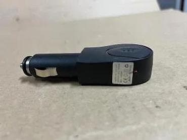 Auto punjači za telefone: Auto USB punjač za upaljač (12/24 V) - Kompaktan adapter za napajanje na lalafo.rs — 9 Auto punjači za telefone: Auto USB punjač za upaljač (12/24 V) - Kompaktan adapter za napajanje — 9