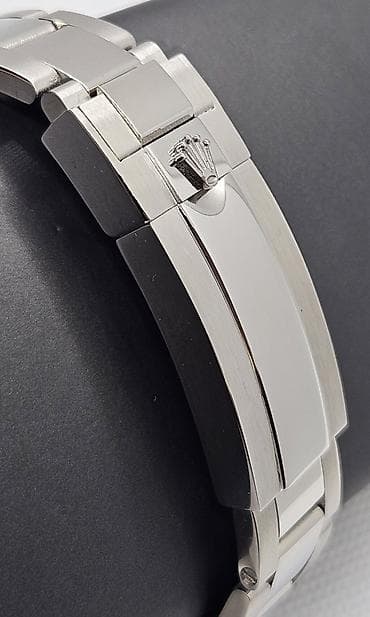 Rolex GMT‑Master II “Batman” - Prečnik sata 40mm. - Kućište i na lalafo.rs — 2 Rolex GMT‑Master II “Batman” - Prečnik sata 40mm. - Kućište i — 2