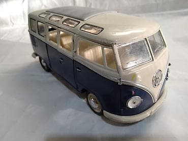 Kinsmart Kombi VW T1, razmera slomljeni retrovizori,gume nisu at lalafo.rs Kinsmart Kombi VW T1, razmera slomljeni retrovizori,gume nisu