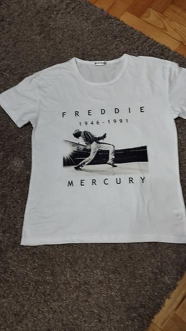 Muška majica kratkih rukava XL veličina.Nikada nije nošena samo je na lalafo.rs — 4 Muška majica kratkih rukava XL veličina.Nikada nije nošena samo je — 4