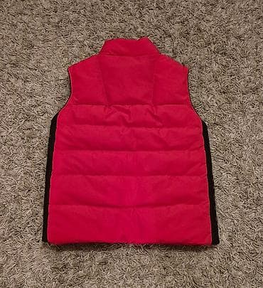 MONCLER crveni prsluk
Velicina S
Cena: 50e na lalafo.rs — 5 MONCLER crveni prsluk
Velicina S
Cena: 50e — 5