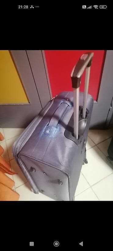 Veliki putni kofer na točkiće. n P CONEKTION. - Materijal na lalafo.rs — 6 Veliki putni kofer na točkiće. n P CONEKTION. - Materijal — 6