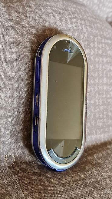 Samsung M7600 Beat DJ – muzički telefon sa touch ekranom - Model na lalafo.rs — 2 Samsung M7600 Beat DJ – muzički telefon sa touch ekranom - Model — 2