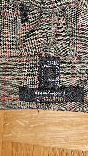 Pantalone forever u veličini S. Kraće nogavice dužina 94cm. Kao nove na lalafo.rs — 2 Pantalone forever u veličini S. Kraće nogavice dužina 94cm. Kao nove — 2