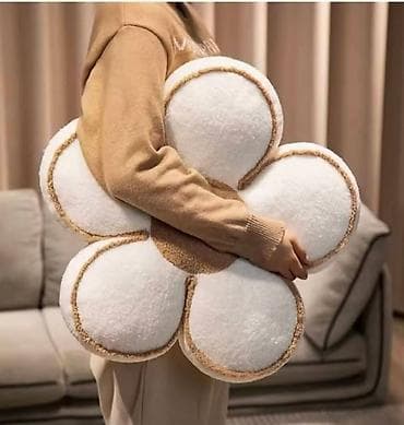 Dekorativni jastuk – cvet - Mekan, pufnast jastuk u obliku petokrakog na lalafo.rs — 2 Dekorativni jastuk – cvet - Mekan, pufnast jastuk u obliku petokrakog — 2