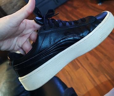 Puma ženske patike – niskog profila Jedna se patika odlepila na 2mesta na lalafo.rs — 4 Puma ženske patike – niskog profila Jedna se patika odlepila na 2mesta — 4