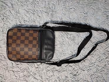 Muške torbice
Snižena Cena 1500 din at lalafo.rs — 4 Muške torbice
Snižena Cena 1500 din — 4