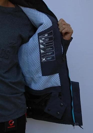 kom sa etiketom: Muška ski/snowboard jakna – Snow Performance - Dizajn u blokovima at lalafo.rs — 7 kom sa etiketom: Muška ski/snowboard jakna – Snow Performance - Dizajn u blokovima — 7