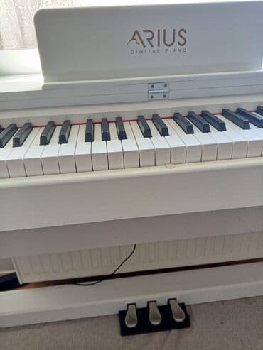 Guitars: Arius digitalni klavir STN-1300, bela boja, kućni model sa stalkom i at lalafo.rs — 3 Guitars: Arius digitalni klavir STN-1300, bela boja, kućni model sa stalkom i — 3