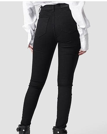 Extra crne farmerice extra model i kvalitet uvoz Turska br S-M Mekani at lalafo.rs — 2 Extra crne farmerice extra model i kvalitet uvoz Turska br S-M Mekani — 2