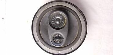 Auto zvucnik trosistemski precnik 160 mm. max.snaga oko 150 W polovan na lalafo.rs Auto zvucnik trosistemski precnik 160 mm. max.snaga oko 150 W polovan