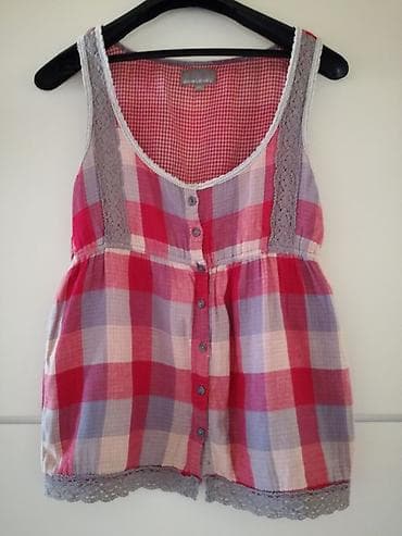 Majica Sublevel odgovara za L/XL. Puniji materijal at lalafo.rs Majica Sublevel odgovara za L/XL. Puniji materijal