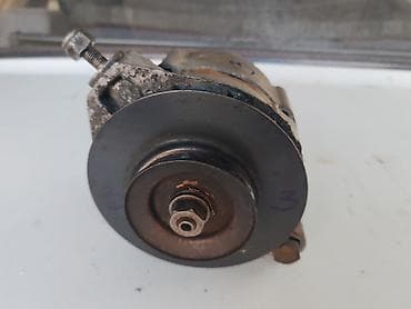 Alternator Lada 2101,2102,2103,2106,2105,2107 Riva, Lada 2121 Niva 1.6 at lalafo.rs — 3 Alternator Lada 2101,2102,2103,2106,2105,2107 Riva, Lada 2121 Niva 1.6 — 3