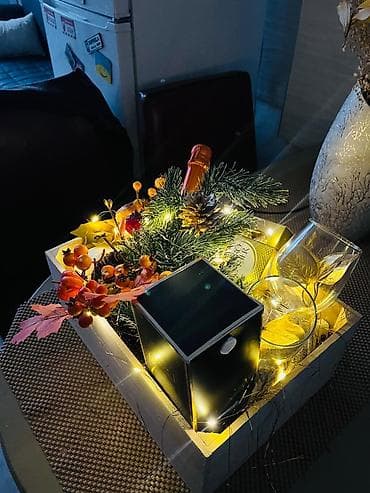 Poklon aranžmani – premium setovi sa pićem i dekoracijom - Ručno na lalafo.rs — 7 Poklon aranžmani – premium setovi sa pićem i dekoracijom - Ručno — 7