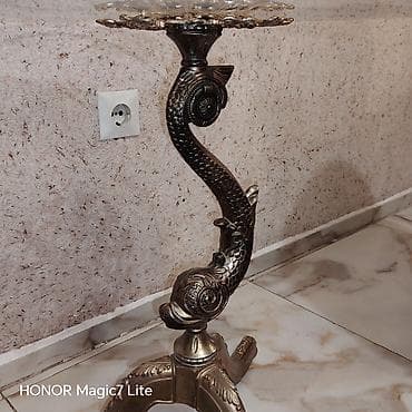 Antique Club Tables: Stilski antik Kafestolcic od mesinga u ocuvanom stanju at lalafo.rs — 1 Antique Club Tables: Stilski antik Kafestolcic od mesinga u ocuvanom stanju — 1