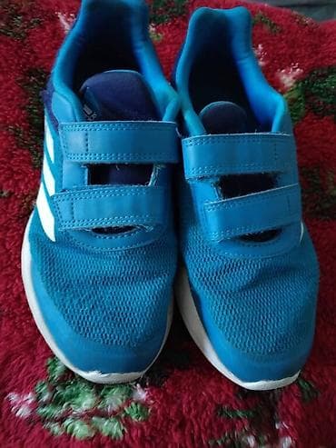 Naslov: 34 br, ocuvane patike 1000din Opis: Dečije patike Adidas na lalafo.rs — 2 Naslov: 34 br, ocuvane patike 1000din Opis: Dečije patike Adidas — 2