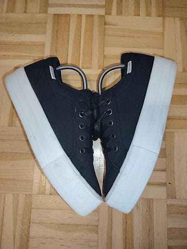 Crne platnene patike sa platformom UG 24cm - Model: casual platnene na lalafo.rs — 4 Crne platnene patike sa platformom UG 24cm - Model: casual platnene — 4