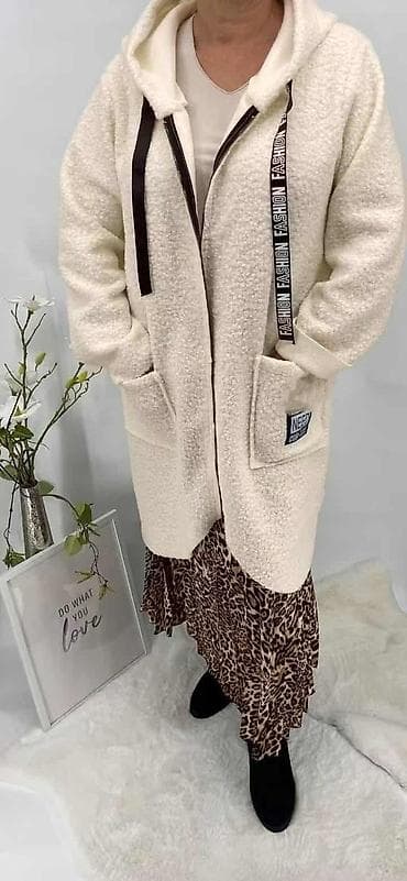 Dugi ženski kaput/duks sa kapuljačom od meke, teddy/bouclé tkanine na lalafo.rs — 3 Dugi ženski kaput/duks sa kapuljačom od meke, teddy/bouclé tkanine — 3