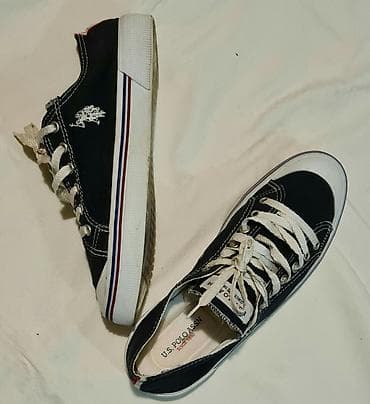 POLO original uvek aktuelne, skupocene i prelepe, kao nove, br.40 na lalafo.rs — 2 POLO original uvek aktuelne, skupocene i prelepe, kao nove, br.40 — 2