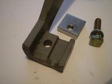 Aluminijumski nosač Krajnji spoljasnji raspon nosaca je 210mm, visina na lalafo.rs — 2 Aluminijumski nosač Krajnji spoljasnji raspon nosaca je 210mm, visina — 2