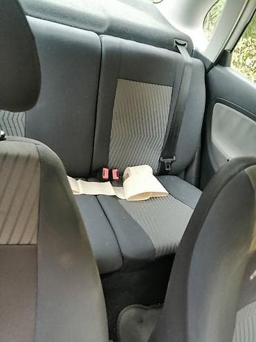 Transport: SEAT Cordoba – bela limuzina, 4 vrata Vlasnik. 1.4 benzin+TNG, radi i at lalafo.rs — 7 Transport: SEAT Cordoba – bela limuzina, 4 vrata Vlasnik. 1.4 benzin+TNG, radi i — 7