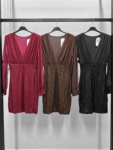 Ženska mini haljina sa šljokicama i prozirnim rukavima - Kroj: mini na lalafo.rs — 4 Ženska mini haljina sa šljokicama i prozirnim rukavima - Kroj: mini — 4