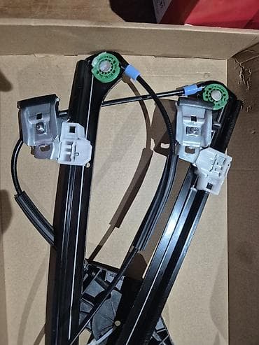 dve suknje po: Prednji levi podizac prozora VW Passat B5 VW Passat B5,5 Skoda Superb na lalafo.rs — 2 dve suknje po: Prednji levi podizac prozora VW Passat B5 VW Passat B5,5 Skoda Superb — 2