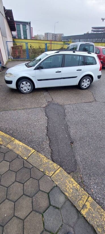 Renault Megane: 1.5 l | 2005 year 228000 km at lalafo.rs Renault Megane: 1.5 l | 2005 year 228000 km