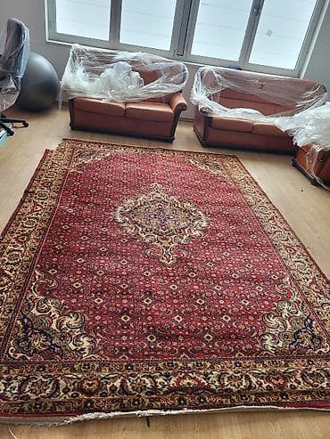 Tepisi 250x350, i jedan i drugi su u jednom delu iseceni zbog at lalafo.rs — 7 Tepisi 250x350, i jedan i drugi su u jednom delu iseceni zbog — 7