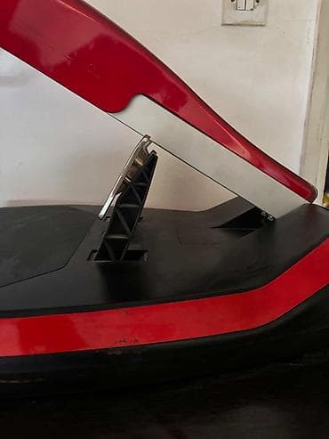 Thrustmaster Ferrari Wireless GT Cockpit 430 Scuderia Edition – na lalafo.rs Thrustmaster Ferrari Wireless GT Cockpit 430 Scuderia Edition –