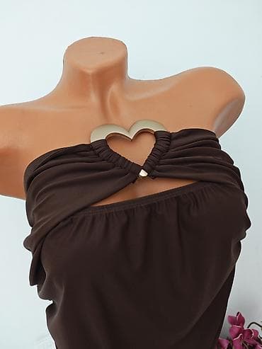 HAUTE SHEIN top bez bretela u tamno braon boji. Model sa skupljenim na lalafo.rs — 4 HAUTE SHEIN top bez bretela u tamno braon boji. Model sa skupljenim — 4