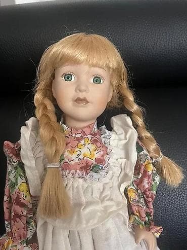 Children's Items: Porcelanska kolekcionarska lutka – “Sammlerpuppe” (na kutiji at lalafo.rs — 3 Children's Items: Porcelanska kolekcionarska lutka – “Sammlerpuppe” (na kutiji — 3