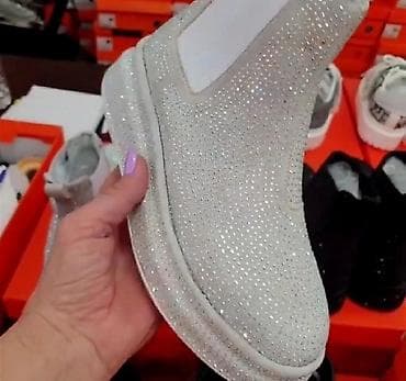 Nove fantastične
Sa cirkonima
Unikat model
Br 38 na lalafo.rs — 4 Nove fantastične
Sa cirkonima
Unikat model
Br 38 — 4