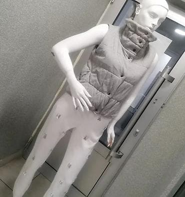 Ženska prošivena prsluk-jakna bez rukava - Boja: siva melanž - Kroj na lalafo.rs — 3 Ženska prošivena prsluk-jakna bez rukava - Boja: siva melanž - Kroj — 3