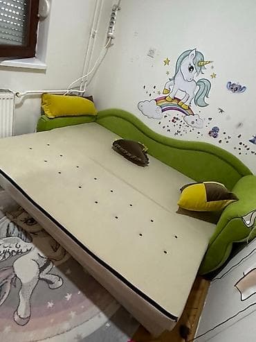 Dečiji kauč u zelenoj i bež boji, dizajniran za udobnost i praktičnost na lalafo.rs — 2 Dečiji kauč u zelenoj i bež boji, dizajniran za udobnost i praktičnost — 2