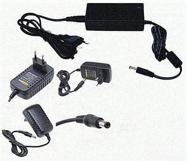 Led trake sa manje cupruma i čoperi. NAPOMENA: LED TRAKE SE PRODAJU na lalafo.rs — 4 Led trake sa manje cupruma i čoperi. NAPOMENA: LED TRAKE SE PRODAJU — 4