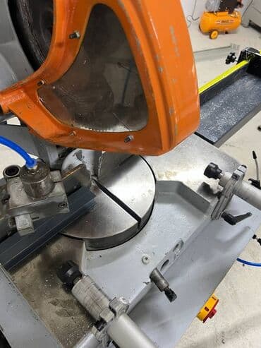 Hammers: Ger Masina za secenje industrijska Ispravna Novi Sad Akcija at lalafo.rs — 3 Hammers: Ger Masina za secenje industrijska Ispravna Novi Sad Akcija — 3