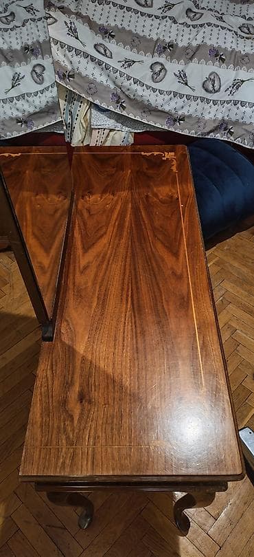 Table bases: Na prodaju stilski toaletni sto sa ogledalom (sminkernica) od punog at lalafo.rs — 10 Table bases: Na prodaju stilski toaletni sto sa ogledalom (sminkernica) od punog — 10