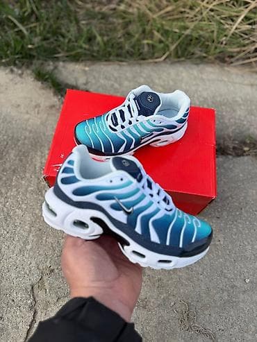 Nike air max tn dečije patike tirkizno plave NOVO Novo Brojevi 31 do na lalafo.rs Nike air max tn dečije patike tirkizno plave NOVO Novo Brojevi 31 do