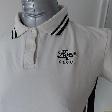 🪽 GUCCI BY FLORA majica kratkih rukava sa kragnom. Veličina M na lalafo.rs — 1 🪽 GUCCI BY FLORA majica kratkih rukava sa kragnom. Veličina M — 1