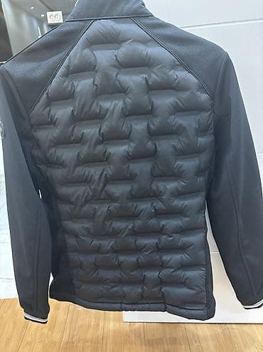 Tom Tailor muška jakna,veličina S. Jakna je nošena nekoliko puta na lalafo.rs — 1 Tom Tailor muška jakna,veličina S. Jakna je nošena nekoliko puta — 1