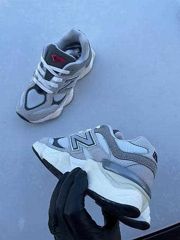 New balance 9060 patike
Novo
Brojevi 36 do 41
fb Moja Kupovina 1 at lalafo.rs — 2 New balance 9060 patike
Novo
Brojevi 36 do 41
fb Moja Kupovina 1 — 2