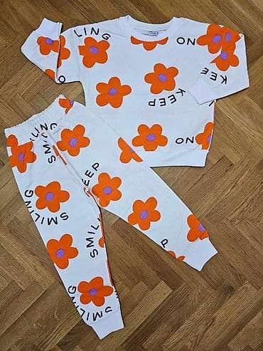 Prelepe trenerke za devojčice NOVO Do 10 idu Pitati za dostupne na lalafo.rs — 3 Prelepe trenerke za devojčice NOVO Do 10 idu Pitati za dostupne — 3