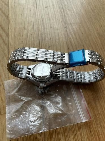 Muški i zenski ručni sat od nerdjajućeg čelika. - Kućište od na lalafo.rs — 4 Muški i zenski ručni sat od nerdjajućeg čelika. - Kućište od — 4