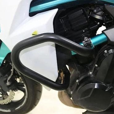 Zaštitni padobrani (crash bar) za motocikl – set levo + desno - na lalafo.rs Zaštitni padobrani (crash bar) za motocikl – set levo + desno -