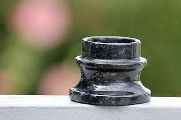 KAMINSKI Svećnjak od brušenog kamena. Prelep, KAMINSKI masivan na lalafo.rs KAMINSKI Svećnjak od brušenog kamena. Prelep, KAMINSKI masivan